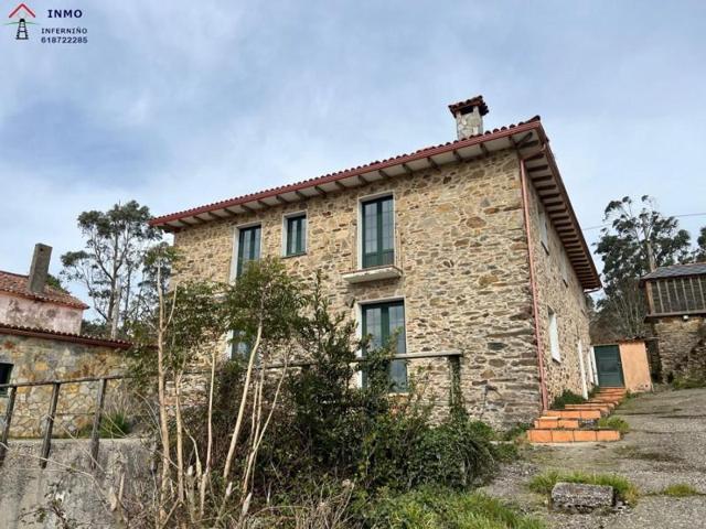 Chalet en venta en Cedeira, Centro photo 0