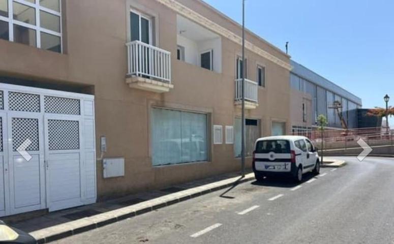 Local comercial en venta en Arrecife, Argana Alta photo 0