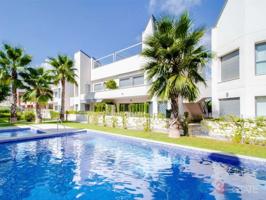 Bungalow en venta en Torrevieja, Mar Azul photo 0