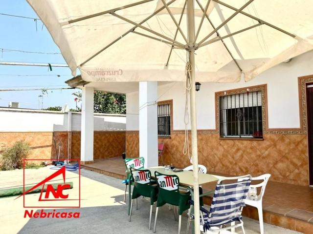 Casa en venta en Chipiona, Chipiona photo 0