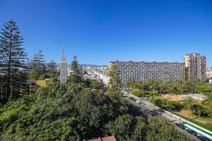 Piso en venta en Las Palmas de Gran Canaria, Schamann - Rehoyas photo 0