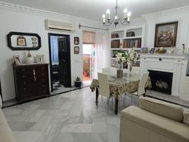 Casa en venta en Brenes, Brenes photo 0