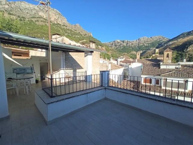 Casa en venta en Cazorla, Cazorla photo 0