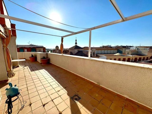 Aticos en venta en Valdepeñas, 1ro De Julio photo 0