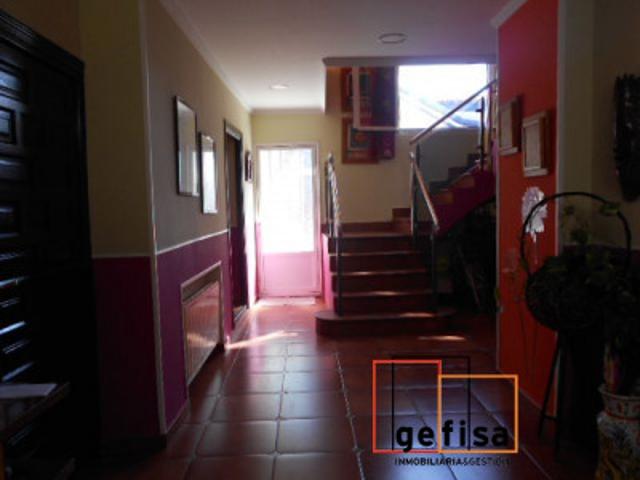 Casa en venta en Valdepeñas, Buena photo 0