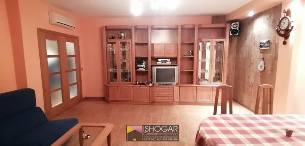 Casa en venta en Valdepeñas, Barrio Lucero photo 0