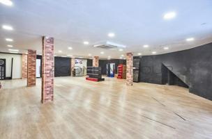 Local comercial en venta en Gavà photo 0