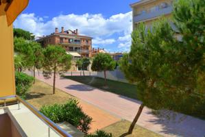 Apartamento en venta en Lloret de Mar, Fenals photo 0