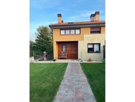 Chalet en venta en Anguciana photo 0