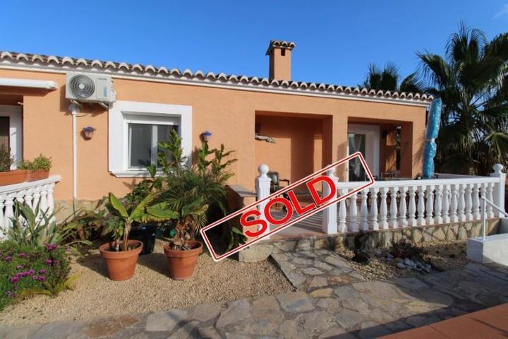 Casa en venta en Alcalali, Alcalali photo 0