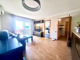 Piso en venta en Rubí photo 0