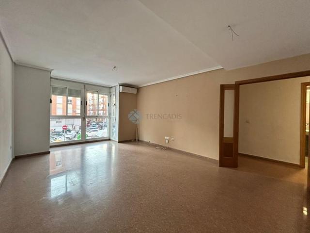 Piso en venta en Paiporta, Paiporta photo 0