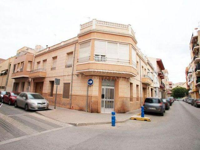Edificio en venta en Orihuela, Centro photo 0