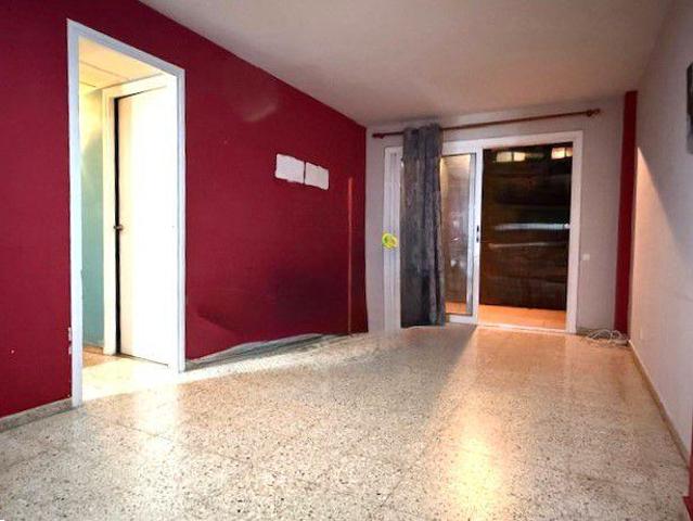 Piso en venta en Sant Boi de Llobregat, Marianao photo 0