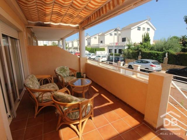 Adosada en venta en Daimús photo 0