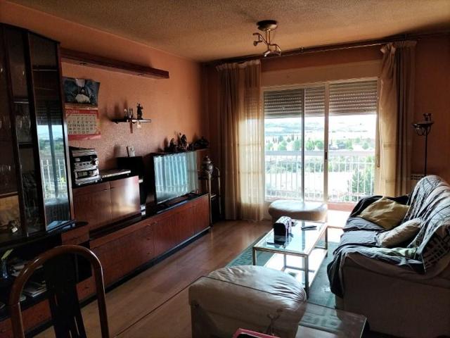Piso en venta en Guadalajara photo 0