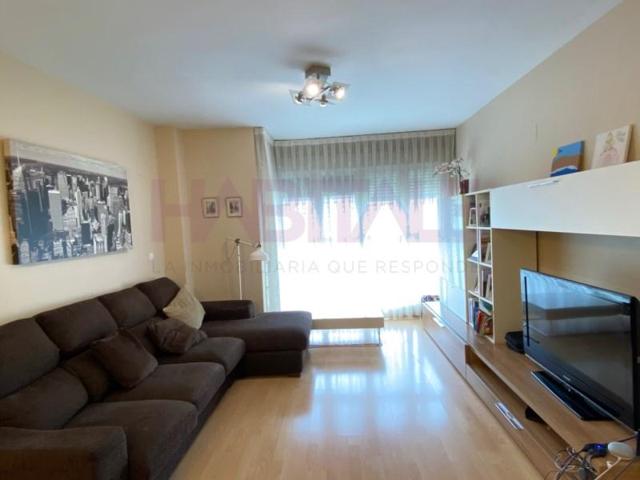 Piso en venta en Valencia, Benicalap photo 0