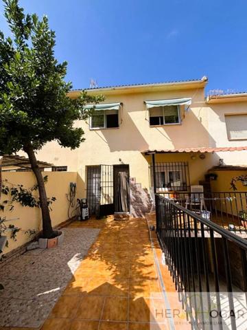 Chalet en venta en Olías del Rey, Olias Del Rey photo 0