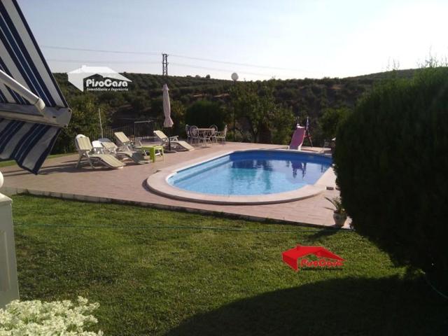 Chalet en venta en Bailén, Bailen photo 0