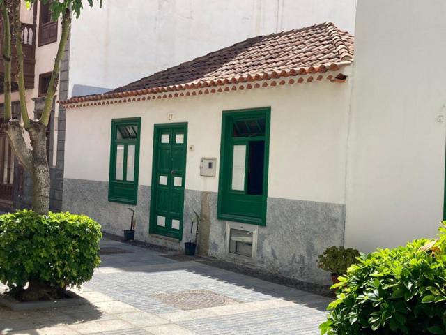 Chalet en venta en Puerto de la Cruz, Centro photo 0