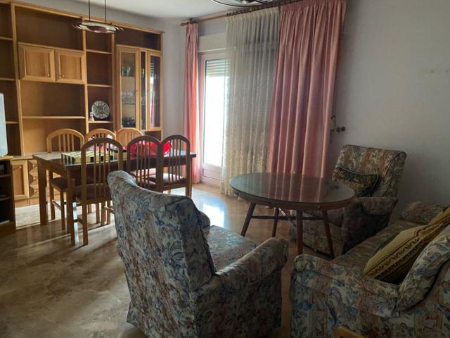 Piso en venta en Jaén, Avda. Granada photo 0