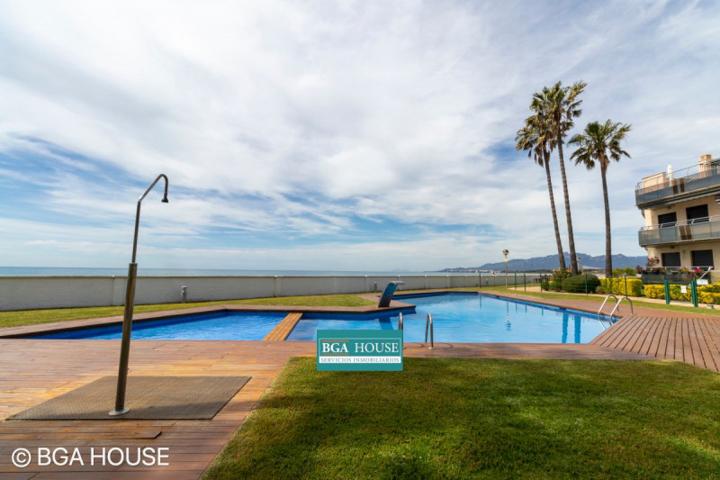 Piso en venta en Mont-roig del Camp, Playa photo 0