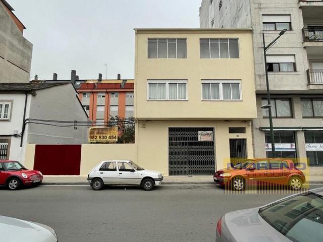 Casa en venta en Sarria photo 0