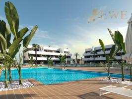 Apartamento en venta en Guardamar del Segura photo 0