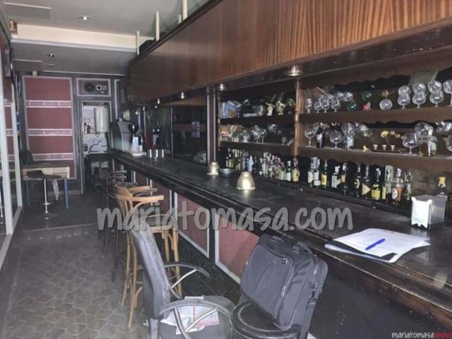 Local comercial en venta en Getxo, Getxo photo 0