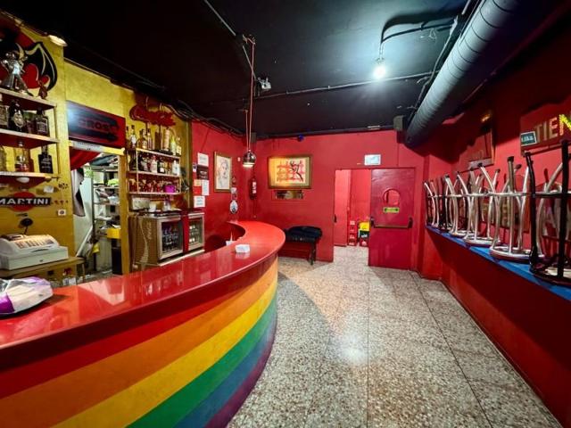 Local comercial en venta en Valencia photo 0