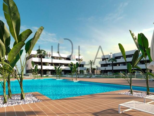 Apartamento en venta en Guardamar del Segura photo 0