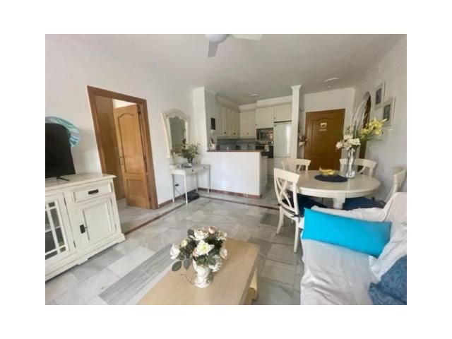 Apartamento en venta en Manilva, San Luis de Sabinillas photo 0