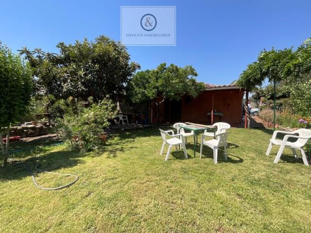 Chalet en venta en Candeleda photo 0