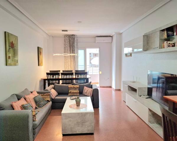 Piso en venta en Torrevieja, Puerto photo 0