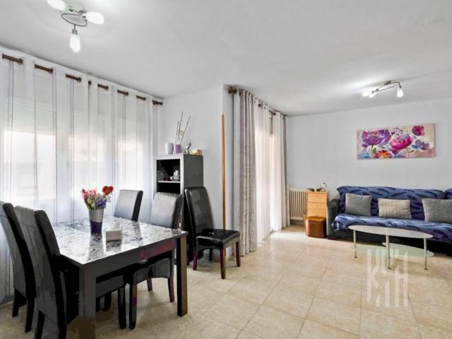 Piso en venta en Girona photo 0