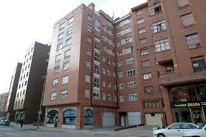 Piso en venta en Avilés, Centro photo 0