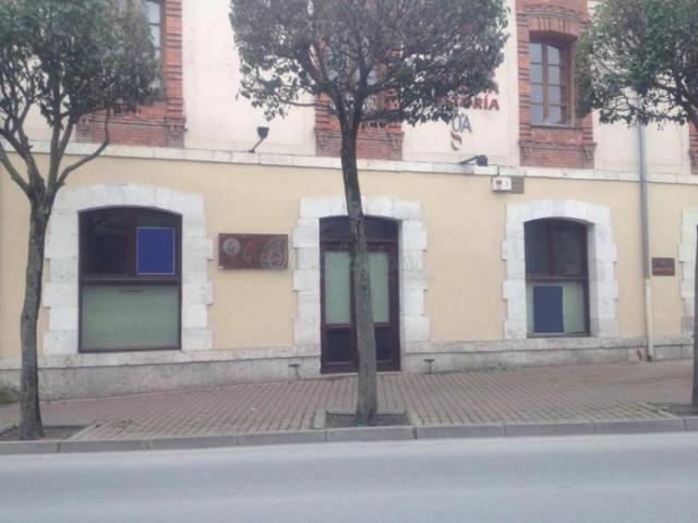 Local comercial en venta en Cuéllar, Cuellar photo 0