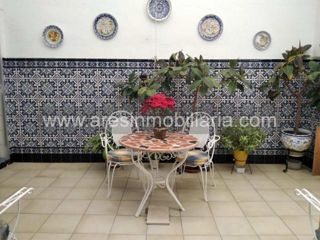 Casa en venta en Écija, El Carmen photo 0