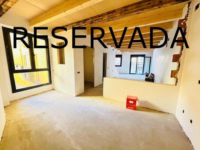 Casa en venta en Manlleu photo 0