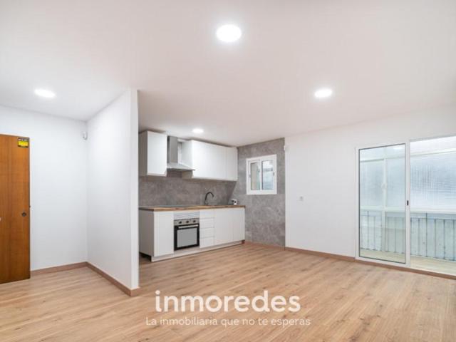 Piso en venta en Barcelona photo 0