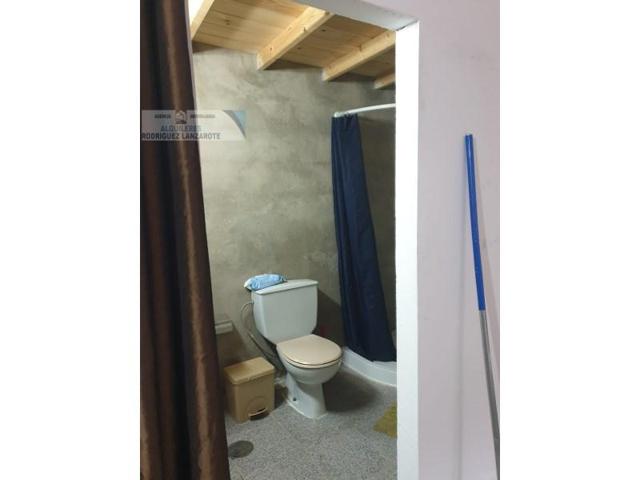 Local comercial en venta en Arrecife, Arrecife photo 0