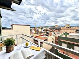 Piso en venta en Cerdanyola del Vallès photo 0