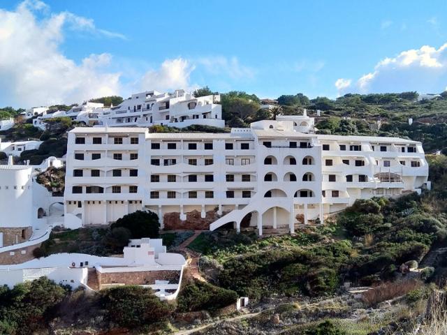 Apartamento en venta en Ciutadella de Menorca, Cala Morell photo 0