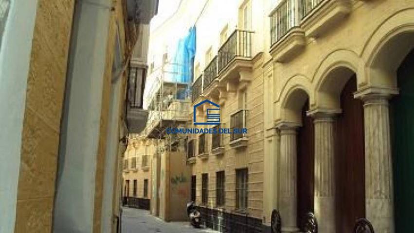 Piso en venta en Cádiz, Cadiz photo 0