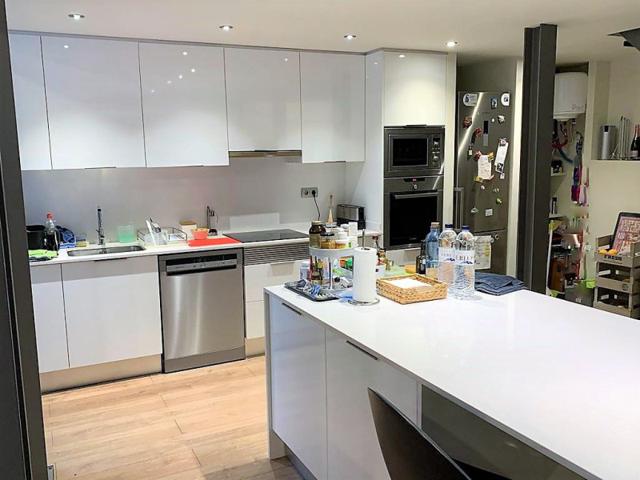 Duplex en venta en Sant Boi de Llobregat, Centre photo 0