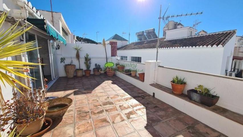 Casas de pueblo en venta en Cómpeta, Competa photo 0