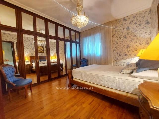 Piso en venta en Baeza, Centro - San Pablo photo 0