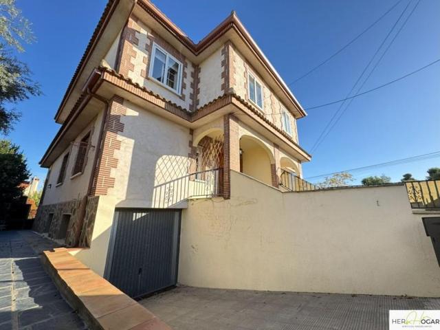 Chalet en venta en Argés, Arges photo 0