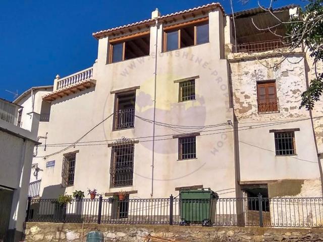 Casa en venta en Albondón photo 0