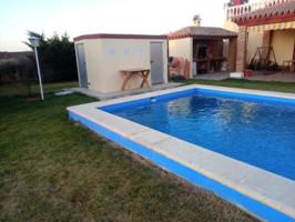 Casa en venta en Chiclana de la Frontera, Pago del Humo photo 0
